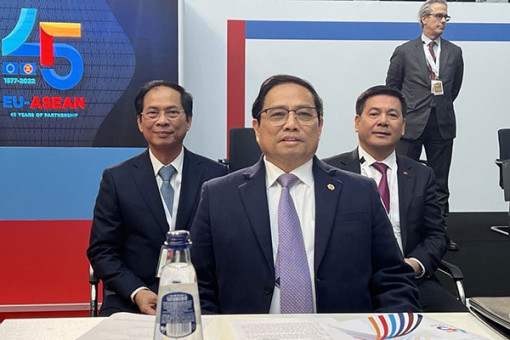 Thủ tướng Phạm Minh Chính dự Hội nghị Cấp cao kỷ niệm 45 năm quan hệ ASEAN - EU