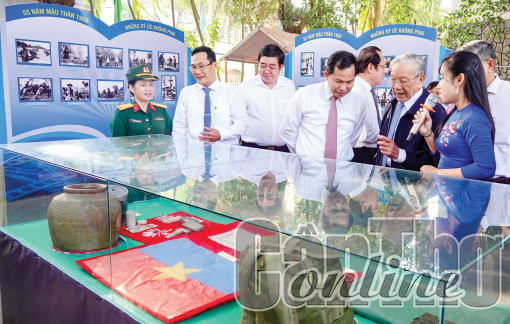 <p align="center"><em>55 năm</em></p>
<p align="center">những ký ức không phai</p>