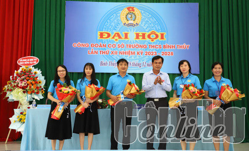 Thực hiện đầy đủ, kịp thời các chế độ chính sách cho đoàn viên