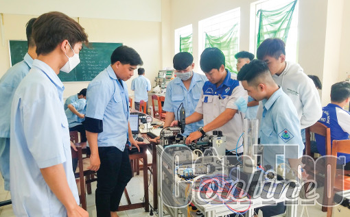 Nhiều cơ hội việc làm cho học sinh, sinh viên