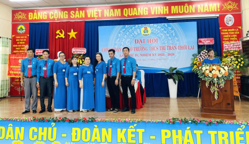 Đại hội Công đoàn cơ sở điểm của huyện Thới Lai