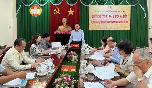 Góp ý, phản biện các dự thảo quyết định của UBND thành phố