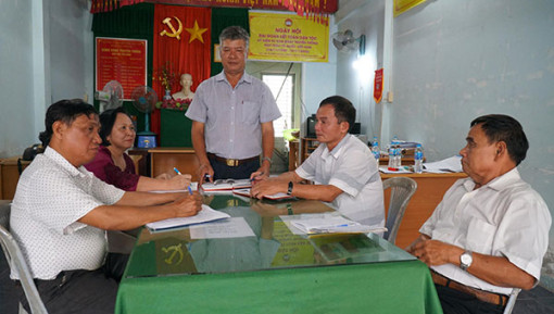 Nghiêm túc “Tự soi, tự sửa”