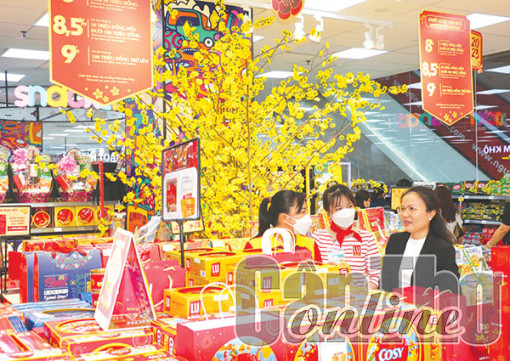 Tăng hàng hóa phục vụ cao điểm mua sắm Tết