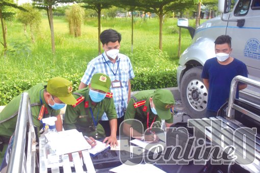 Bảo đảm trật tự an toàn giao thông dịp Tết Dương lịch và Tết Quý Mão 2023