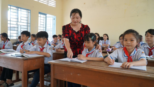 Kiểm điểm thực chất, khách quan, dân chủ