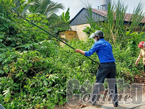 Đoàn viên, thanh niên tham gia đảm bảo an toàn giao thông