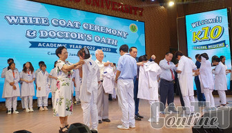 Lễ trao Áo trắng và Lời tuyên thệ của người Thầy thuốc - Tân sinh viên ngành Y Đa khoa, Trường Đại học Nam Cần Thơ