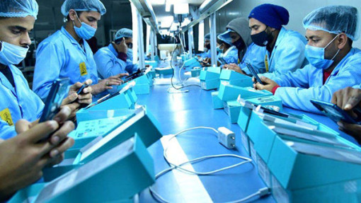 Ấn Ðộ muốn “phá” thế thống trị về điện thoại di động của Trung Quốc