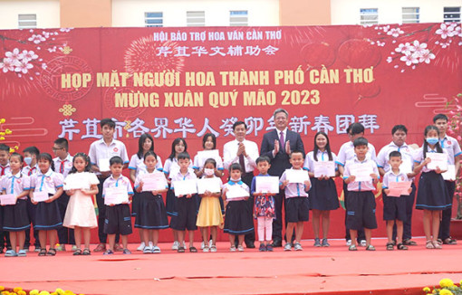 Họp mặt người Hoa TP Cần Thơ mừng Xuân Quý Mão 2023