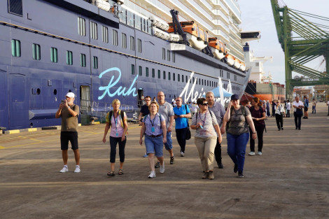 Gần 2.400 du khách quốc tế “xông đất” Bà Rịa - Vũng Tàu bằng đường biển