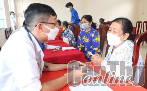 Tuổi trẻ TP Cần Thơ tổ chức nhiều hoạt động chào mừng 93 năm Ngày thành lập Đảng Cộng sản Việt Nam