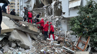 Động đất mạnh 7,8 độ Richter tại Thổ Nhĩ Kỳ<br>.Ít nhất 118 người ở Thổ Nhĩ Kỳ và Syria thiệt mạng