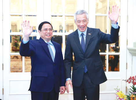 Thủ tướng Phạm Minh Chính hội đàm với Thủ tướng Lý Hiển Long