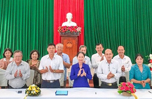 Các cấp Hội Người cao tuổi ký kết giao ước thi đua năm 2023