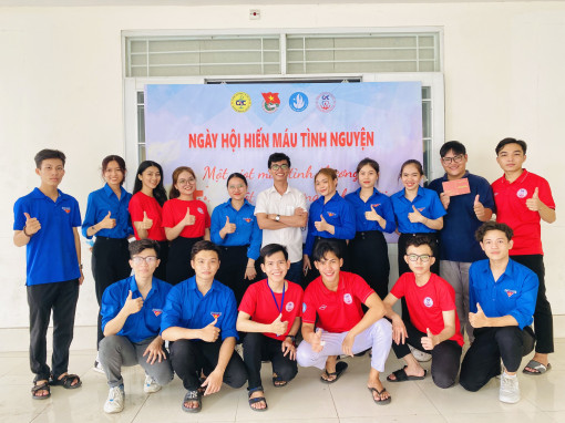Ngày hội hiến máu tình nguyện tại Trường Cao đẳng Y tế Cần Thơ