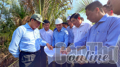 Khảo sát địa điểm khởi công Khu công nghiệp Vĩnh Thạnh giai đoạn 1