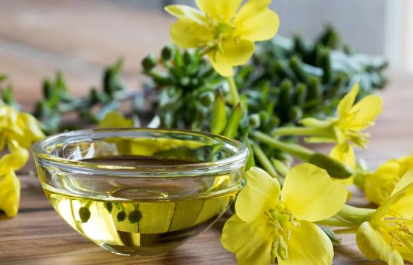 Có phải uống tinh dầu hoa anh thảo dễ gây dị ứng nổi mụn không?

