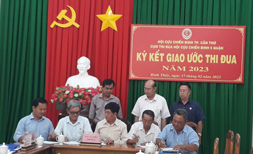 Cụm thi đua Hội Cựu chiến binh 5 quận ký kết giao ước thi đua