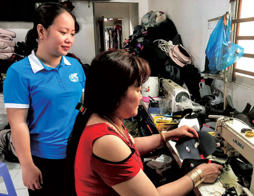 Cùng hội viên vượt khó