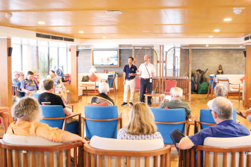 “Cất giữ” bản sắc văn hóa địa phương vào ký ức của du khách