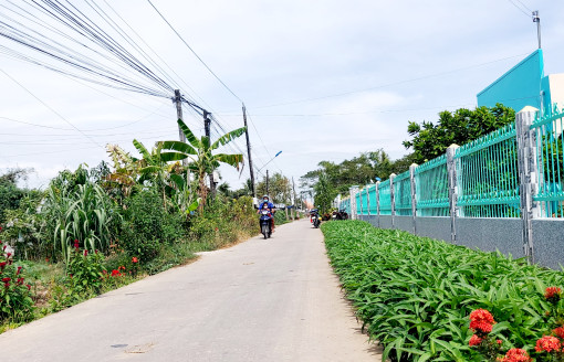 វិញ​ឡើយ​ ឆ្ពោះ​ទៅ​កាន់​ស្រុក​ជន​បទ​ថ្មី​