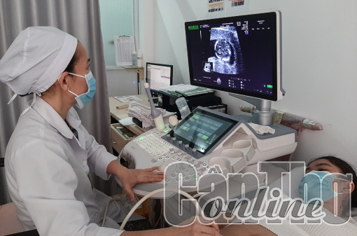 Y tế Cần Thơ vượt khó, triển khai nhiều kỹ thuật cao