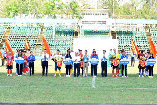 Khai mạc vòng loại khu vực Tây Nam Bộ Giải Bóng đá Thanh Niên Sinh viên Việt Nam