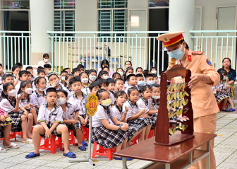 Tuyên truyền, giáo dục an toàn giao thông trong trường học