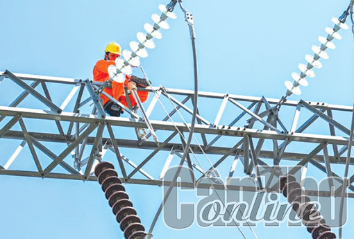 Ðẩy mạnh tuyên truyền sử dụng điện tiết kiệm trong mùa nắng nóng