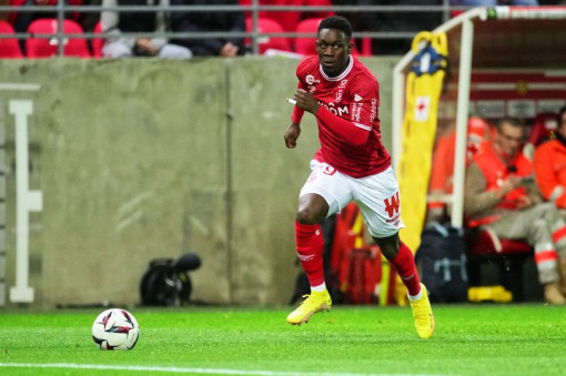 Folarin Balogun - chân sút số 3 trên đất Pháp của Arsenal