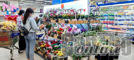 Siêu thị ưu đãi lớn dành cho phụ nữ ngày 8-3