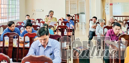 Gỡ vướng trong việc nhận chuyển nhượng, nhận tặng, cho quyền sử dụng đất trồng lúa