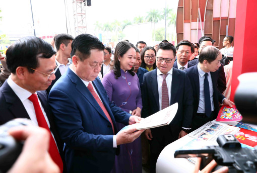 Xây dựng nền báo chí cách mạng chuyên nghiệp, văn hóa và hiện đại