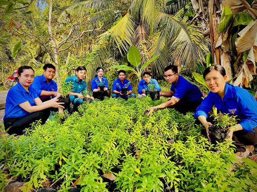 Nhiều hoạt động kỷ niệm 92 năm Ngày thành lập Ðoàn TNCS Hồ Chí Minh