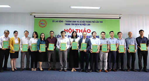 Kết nối doanh nghiệp và người lao động