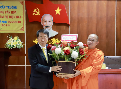 Nhà sư Khmer bảo vệ thành công luận án Tiến sĩ