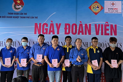 Nhiều hoạt động kỷ niệm 92 năm Ngày thành lập Ðoàn TNCS Hồ Chí Minh