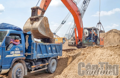Giá thép và cát, đá xây dựng ở mức cao
