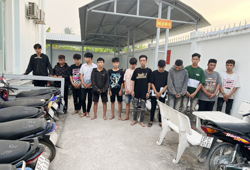 An Giang: Kịp thời ngăn chặn hàng chục thanh thiếu niên mang hung khí đi giải quyết mâu thuẫn