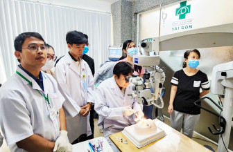 Bệnh viện Mắt Sài Gòn Cần Thơ đào tạo phẫu thuật theo chuẩn châu Âu