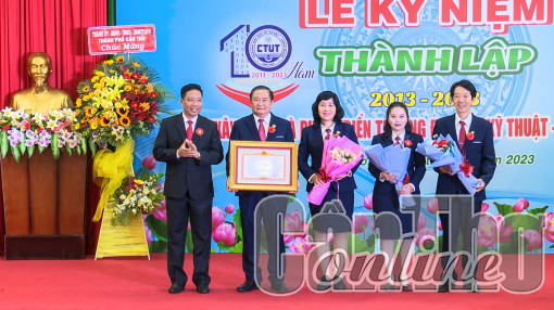 Kỷ niệm 10 năm thành lập Trường Đại học Kỹ thuật - Công nghệ Cần Thơ