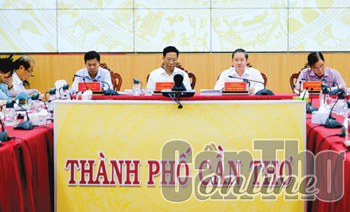 Thực hiện đồng bộ các giải pháp, quyết tâm phấn đấu đạt kết quả kinh tế - xã hội cao nhất