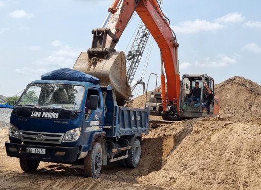 Vật liệu xây dựng tăng giá, sức tiêu thụ chậm