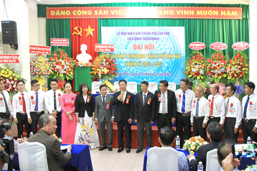 Võ sư Nguyễn Minh Trí tái đắc cử Chủ tịch Liên đoàn Taekwondo TP Cần Thơ nhiệm kỳ 2023 - 2027