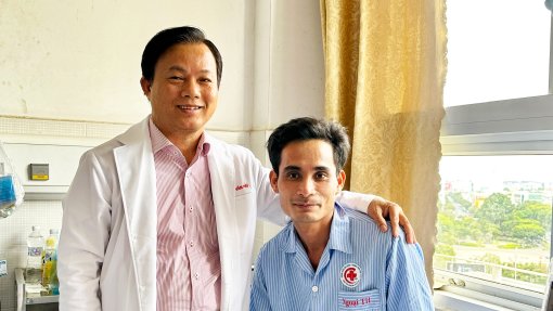 “Tiêu chuẩn vàng” điều trị bệnh trào ngược dạ dày thực quản lâu năm