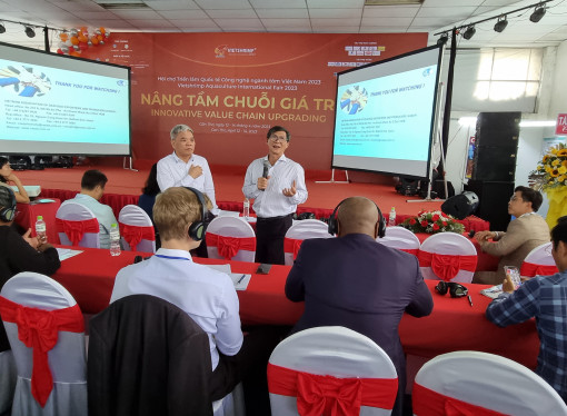 Tìm giải pháp nâng tầm chuỗi giá trị và sức cạnh tranh cho con tôm Việt Nam