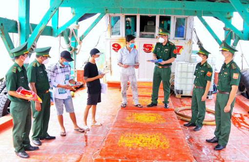 កង​ទ័ព​ការ​ពារ​ព្រំ​ដែន​ខេត្ត​កា​ម៉ាវ​ បង្កើត​បញ្ជី​ឈ្មោះ​កប៉ាល់នេ​សាទ​៥៤៧ គ្រឿង​ មាន​ហា​និភ័យ​ល្មើស​សេចក្ដី​កំ​ណត់​ IUU