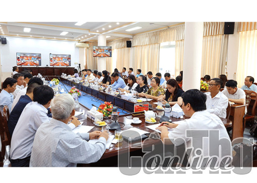 Cơ hội đi xa cho nông sản, sản phẩm OCOP từ chuyến bay thẳng Cần Thơ - Vân Ðồn