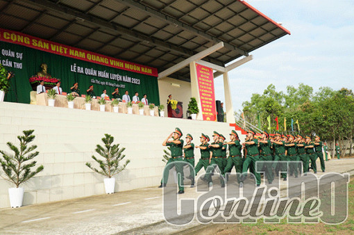 Lực lượng vũ trang TP Cần Thơ bảo vệ nền tảng tư tưởng của Ðảng